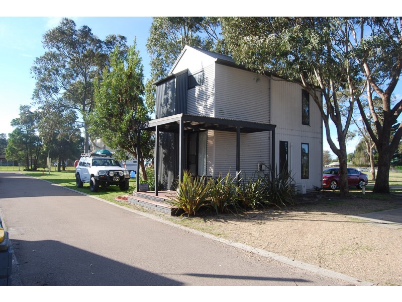 685 Esplanade, Lakes Entrance VIC 3909