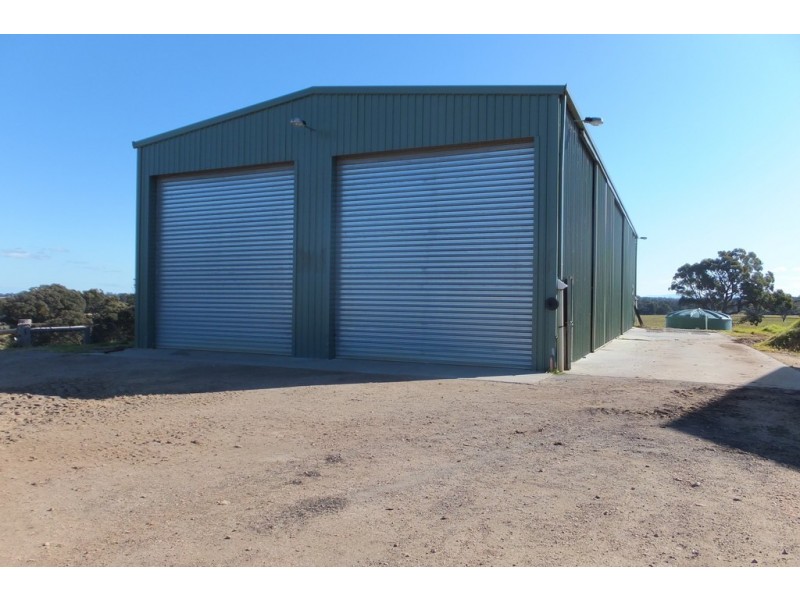 3150 PRINCES HIGHWAY, Kalimna VIC 3909