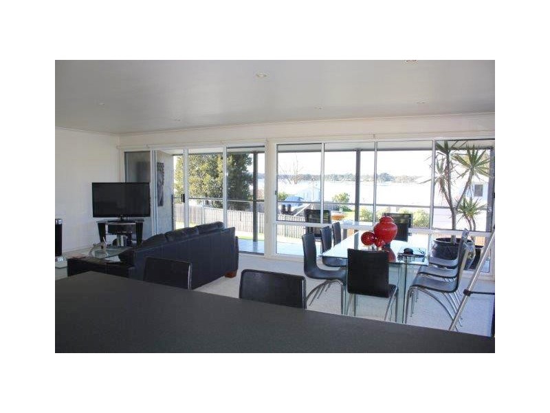 69 Metung Road, Metung VIC 3904