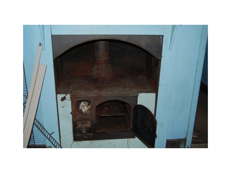 8 Roadknight Street, Lakes Entrance VIC 3909