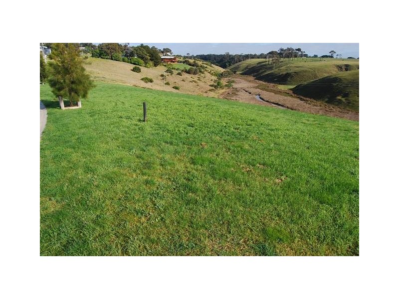 6/15 Cabarita Point, Lakes Entrance VIC 3909