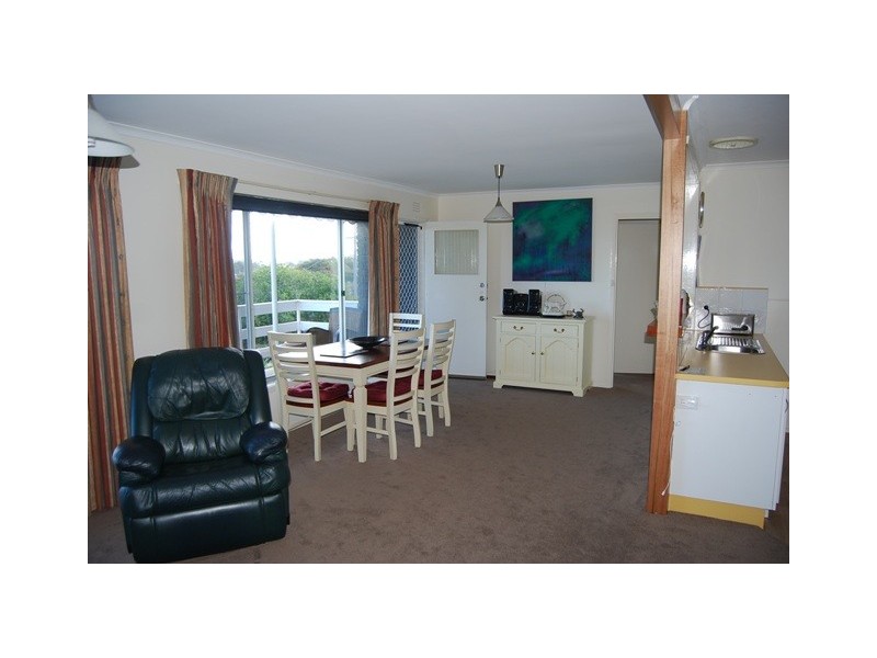 10 Nautilus Way, Lakes Entrance VIC 3909