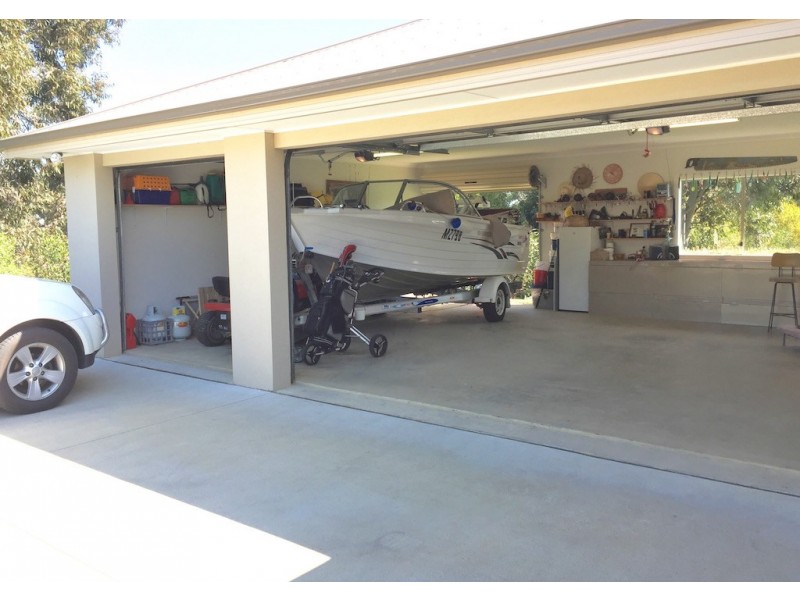 21 The Terrace, Metung VIC 3904