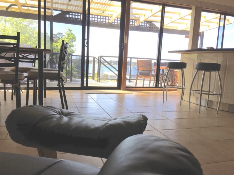 12 Wood Street, Metung VIC 3904