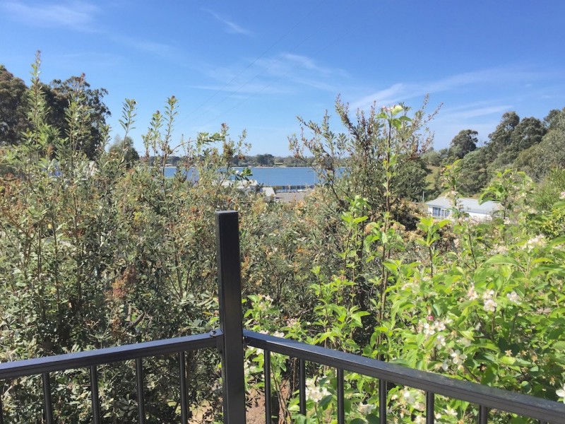 12 Wood Street, Metung VIC 3904