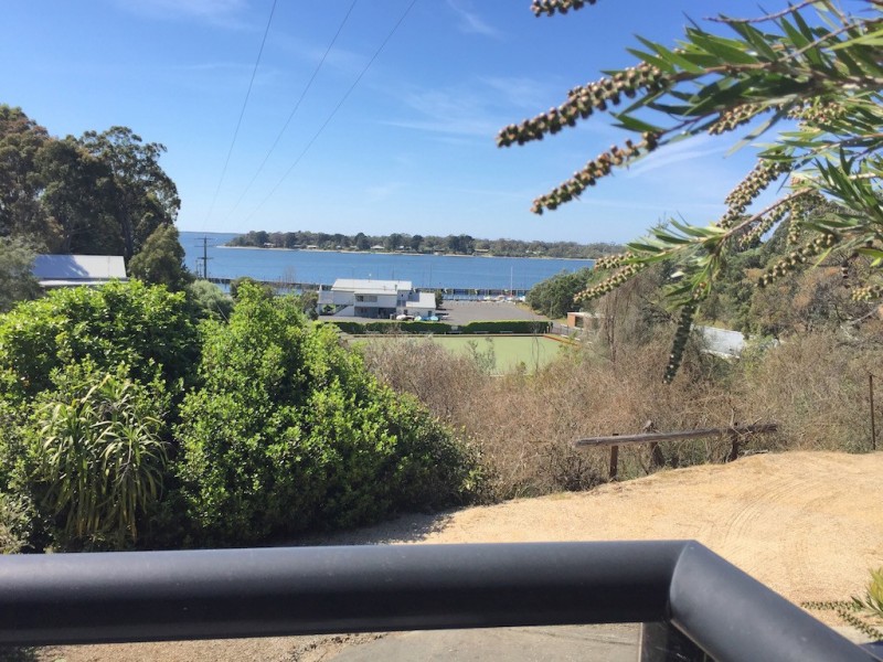 12 Wood Street, Metung VIC 3904