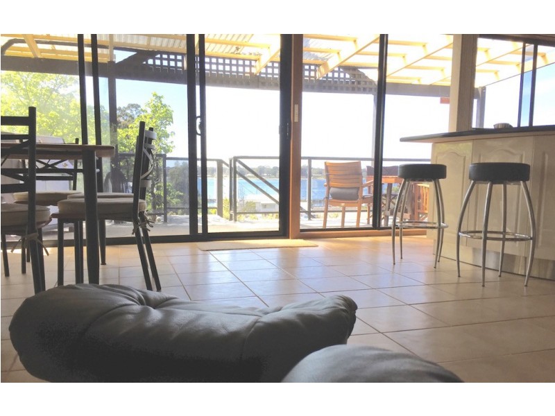 12 Wood Street, Metung VIC 3904