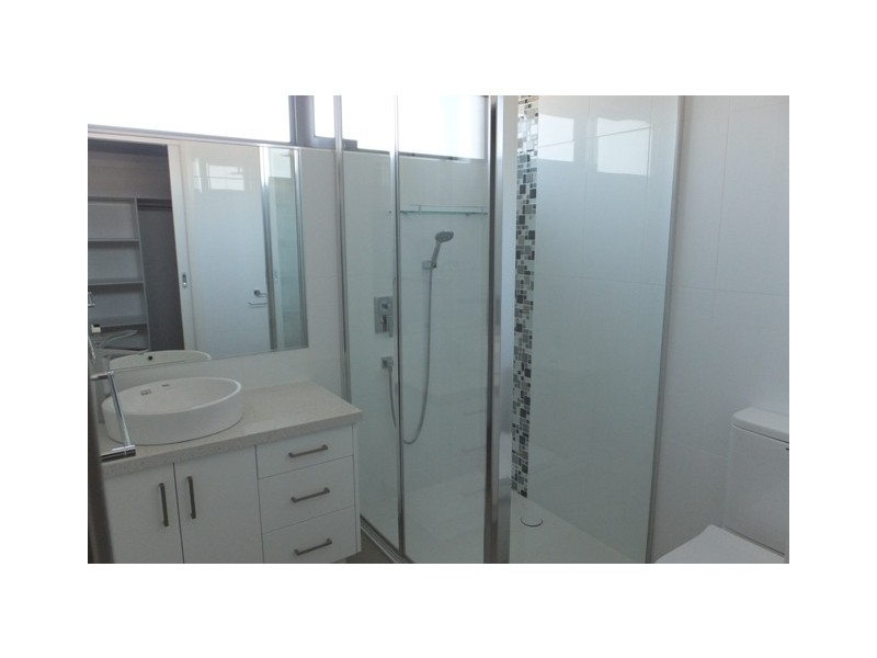 2 Penang Boardwalk, Lakes Entrance VIC 3909