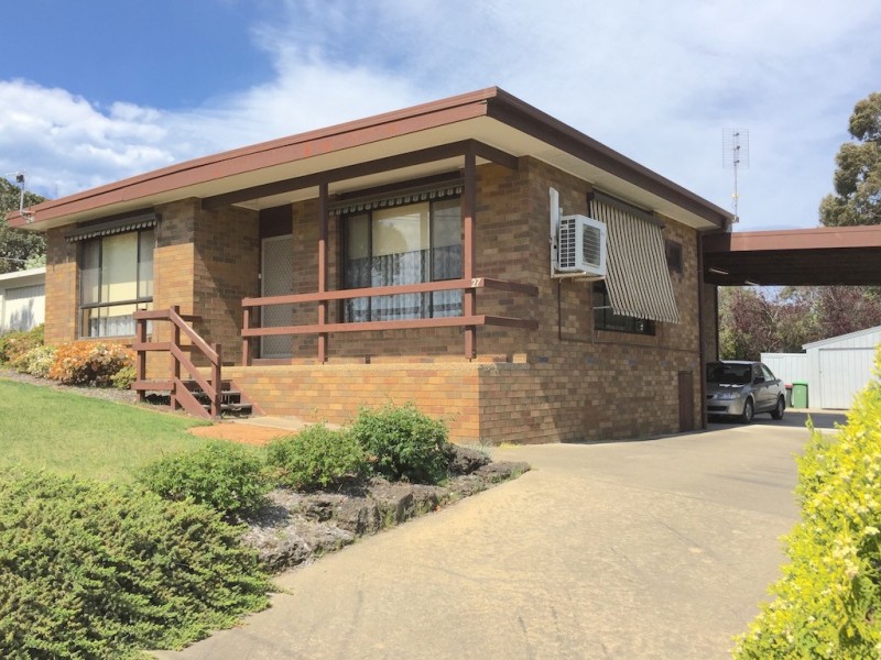 27 Mairburn Road, Metung VIC 3904