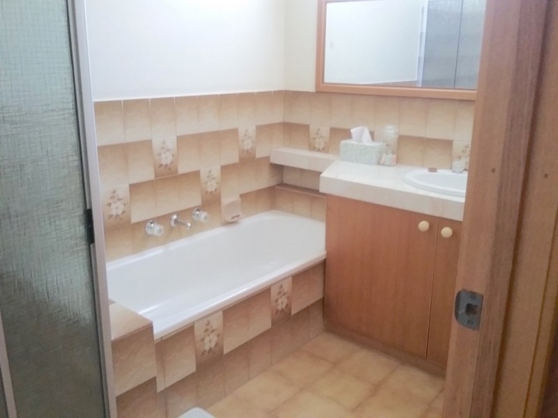 27 Mairburn Road, Metung VIC 3904