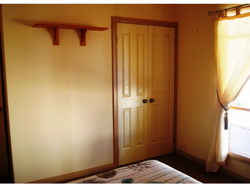 175 Ostlers Road, Lakes Entrance VIC 3909