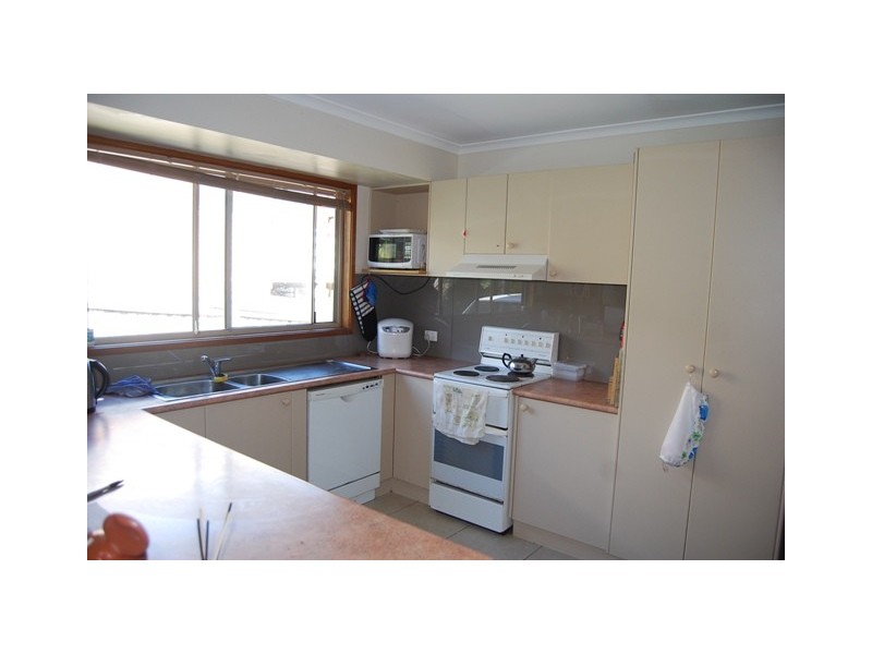 31 West Crescent, Lakes Entrance VIC 3909