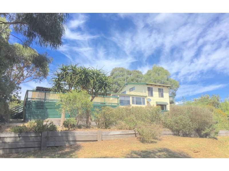 24 Mairburn Road, Metung VIC 3904