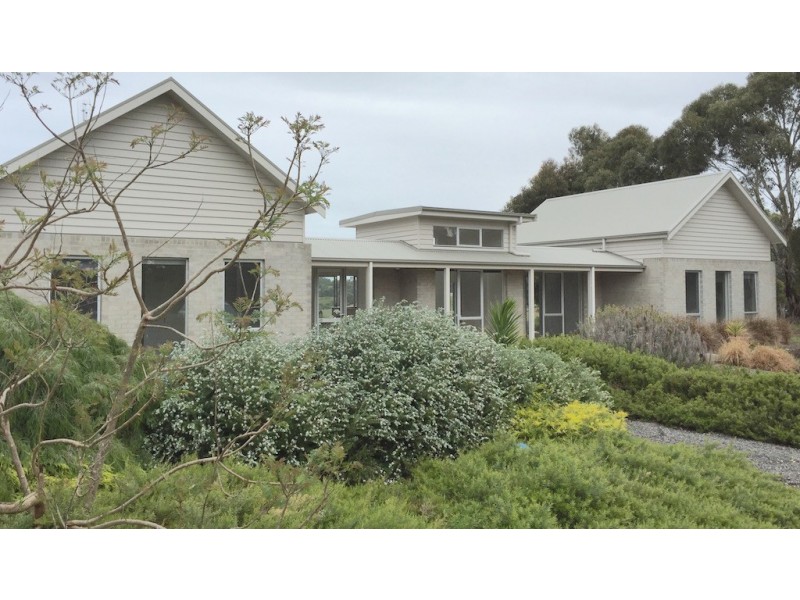 759 Nungurner Road, Metung VIC 3904
