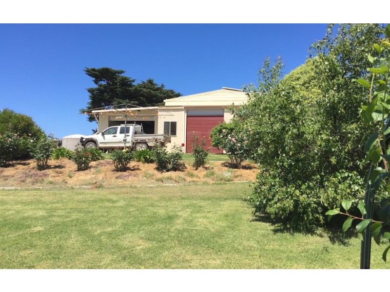 110 Normans Road, Metung VIC 3904