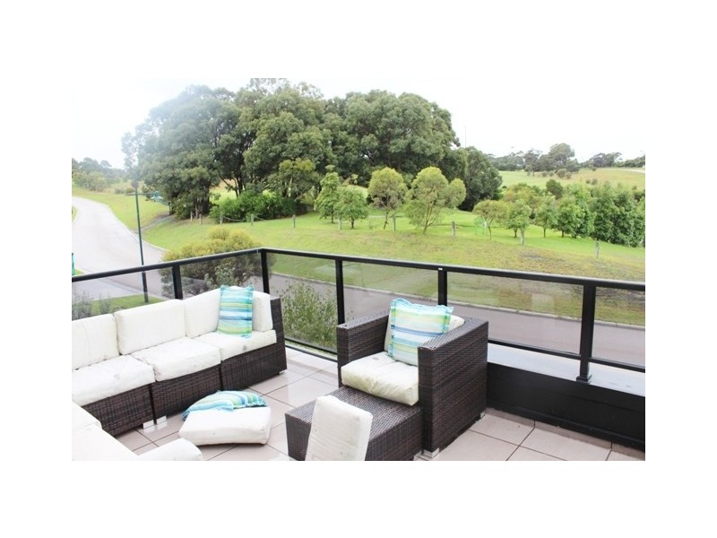 47 Country Club Drive, Lakes Entrance VIC 3909