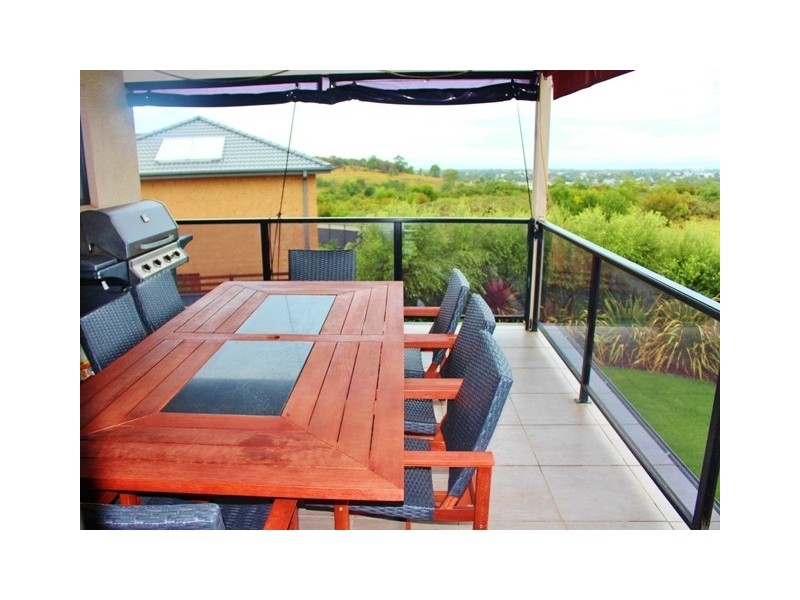 47 Country Club Drive, Lakes Entrance VIC 3909