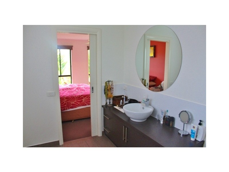 47 Country Club Drive, Lakes Entrance VIC 3909