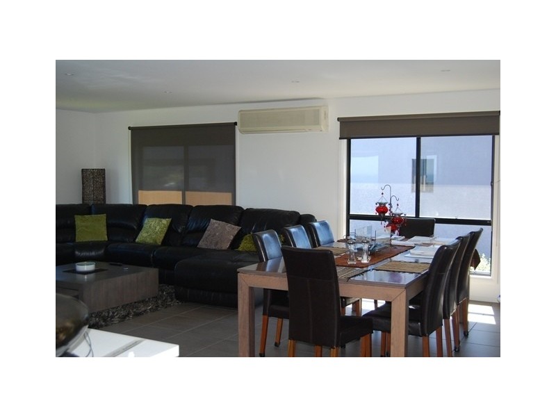 47 Country Club Drive, Lakes Entrance VIC 3909