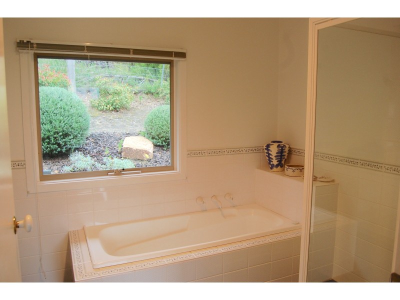 120 Stirling Road, Metung VIC 3904