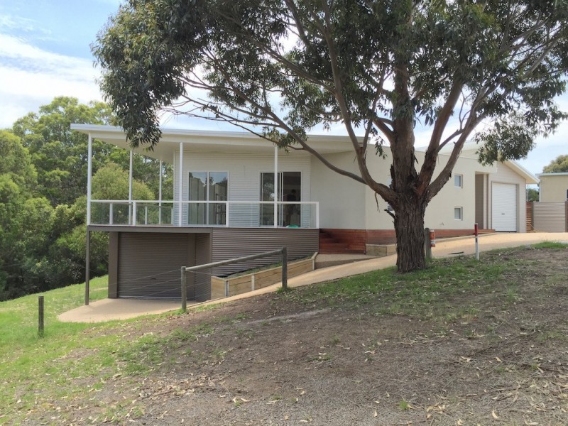 7 The Sanctuary, Metung VIC 3904