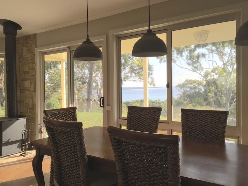 38 Beach Road, Metung VIC 3904