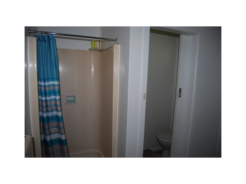 8 Dargo Street, Lakes Entrance VIC 3909