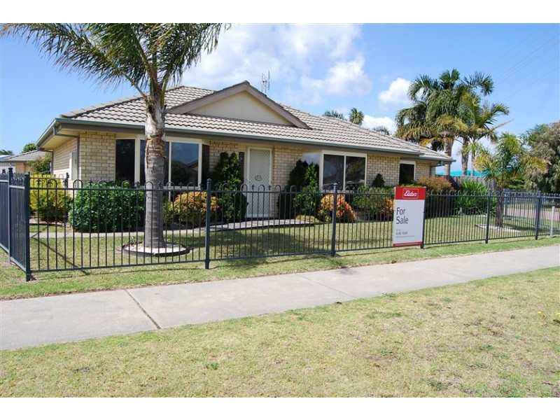 1/16-20 Roadknight Street, Lakes Entrance VIC 3909