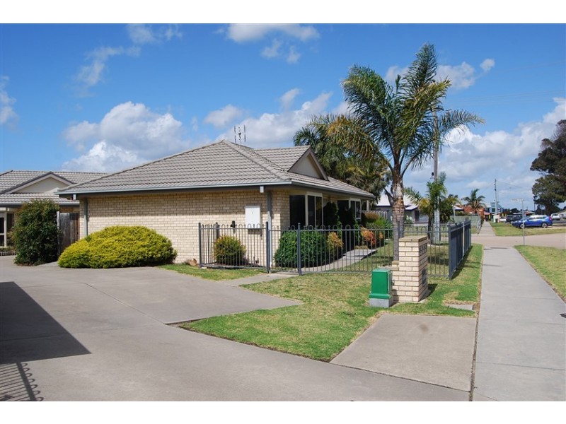 1/16-20 Roadknight Street, Lakes Entrance VIC 3909