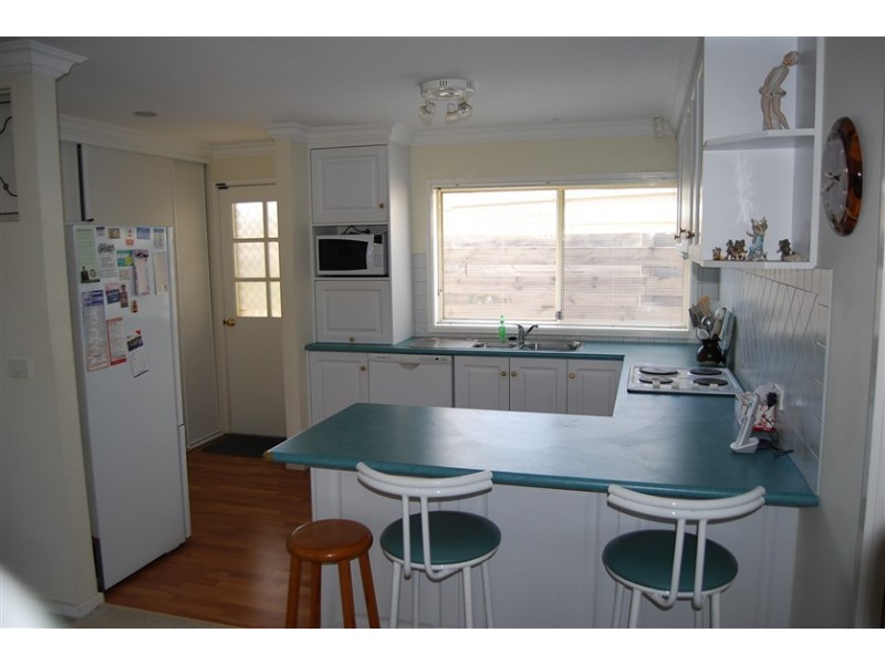 1/16-20 Roadknight Street, Lakes Entrance VIC 3909