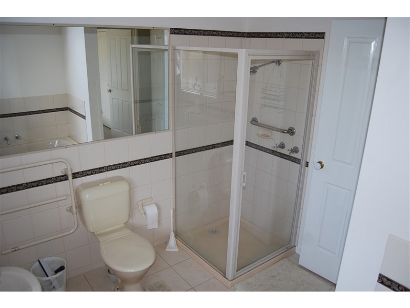 1/16-20 Roadknight Street, Lakes Entrance VIC 3909