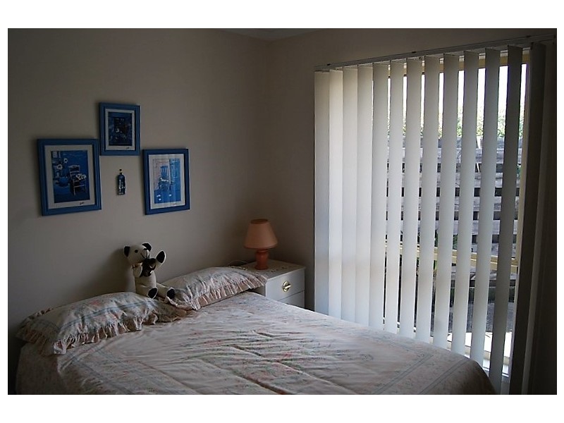 1/16-20 Roadknight Street, Lakes Entrance VIC 3909