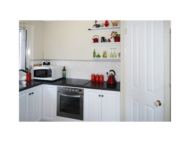 31 / 86 Golf Links Road, Lakes Entrance VIC 3909