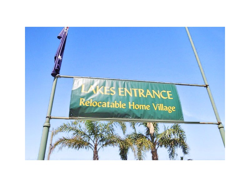 31 / 86 Golf Links Road, Lakes Entrance VIC 3909