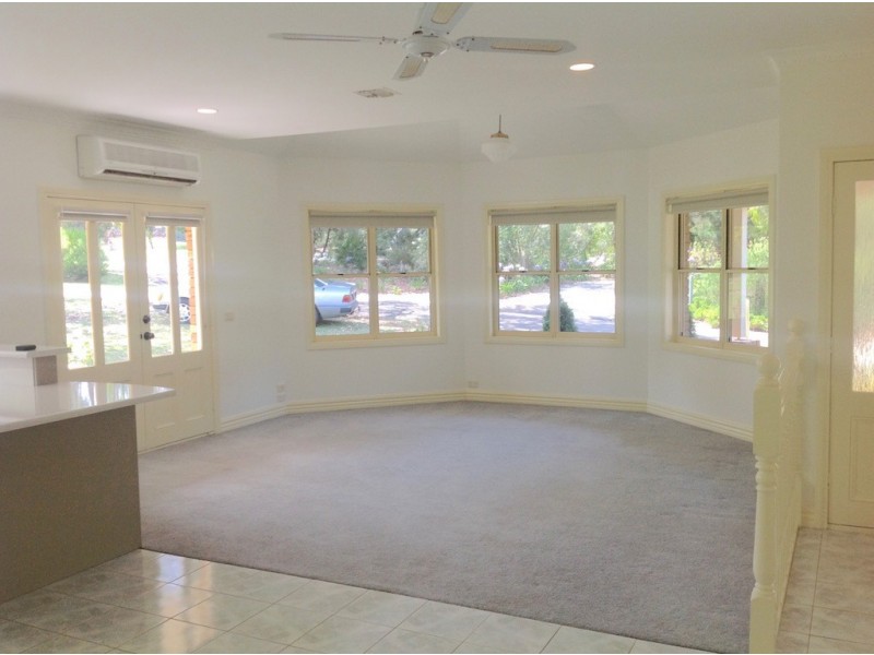 4 Fell Place, Metung VIC 3904