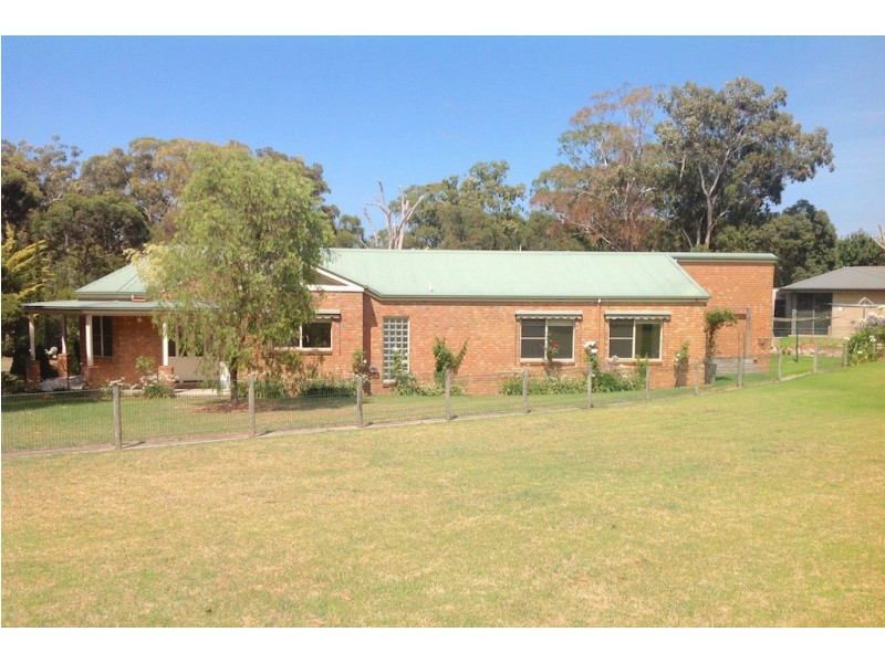 4 Fell Place, Metung VIC 3904