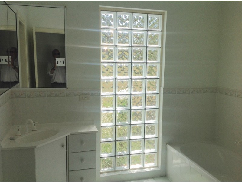 4 Fell Place, Metung VIC 3904