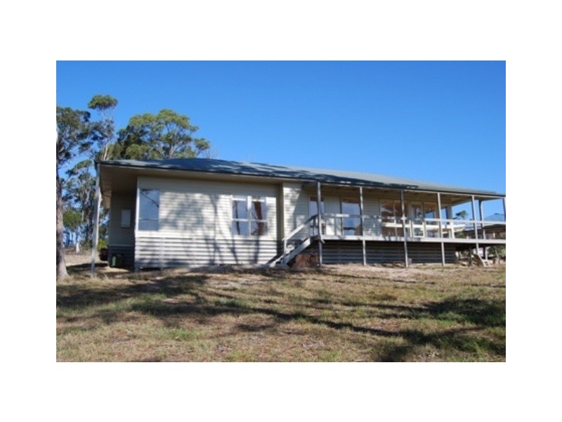 22 Northrope Road, Lakes Entrance VIC 3909