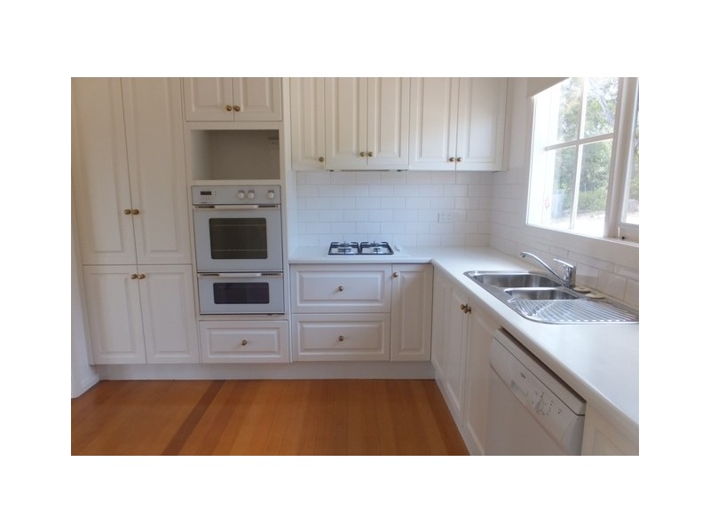 22 Northrope Road, Lakes Entrance VIC 3909