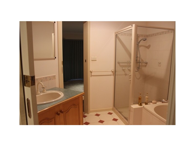 5 / 67-73 Roadknight Street, Lakes Entrance VIC 3909