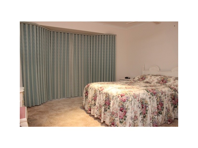 5 / 67-73 Roadknight Street, Lakes Entrance VIC 3909