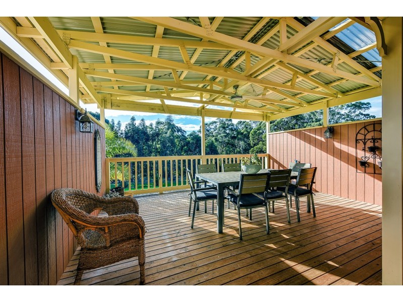 24 Tranquil Court, Lakes Entrance VIC 3909