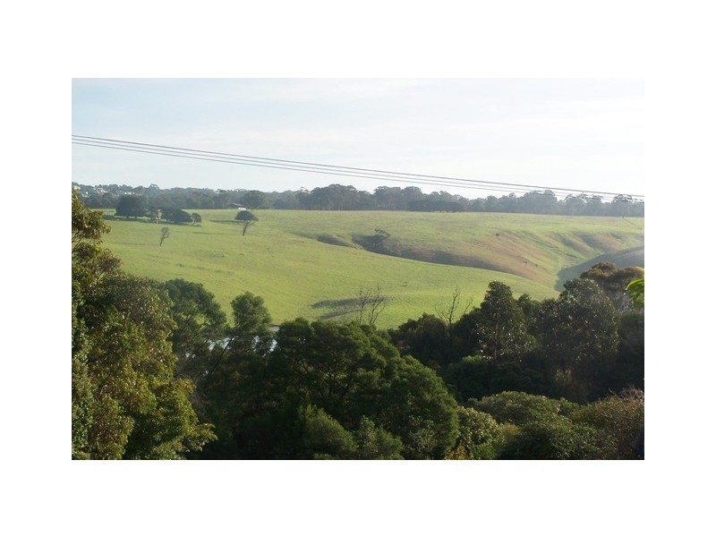 16 Nautilus way, Lakes Entrance VIC 3909