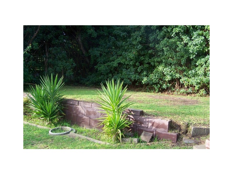 16 Nautilus way, Lakes Entrance VIC 3909