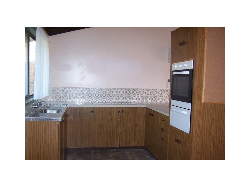 16 Nautilus way, Lakes Entrance VIC 3909