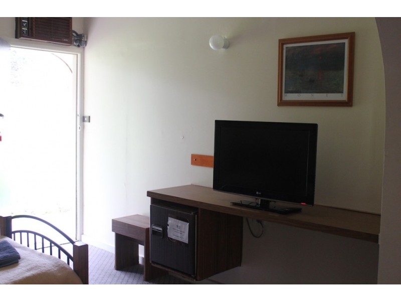 2051 Princes Highway, Nowa Nowa VIC 3887