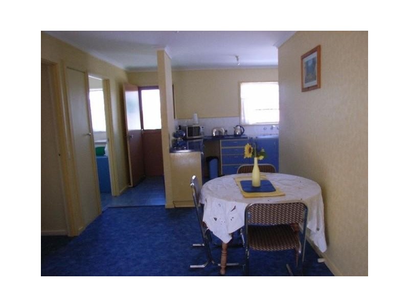 10 Petersen Street, Lakes Entrance VIC 3909