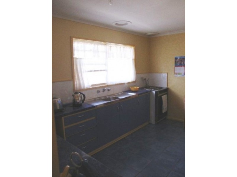 10 Petersen Street, Lakes Entrance VIC 3909