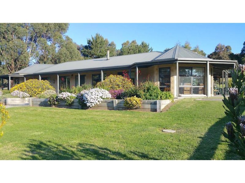 795 Nungurner Road, Metung VIC 3904