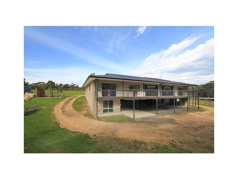 12 Mitchelson Court, Lakes Entrance VIC 3909